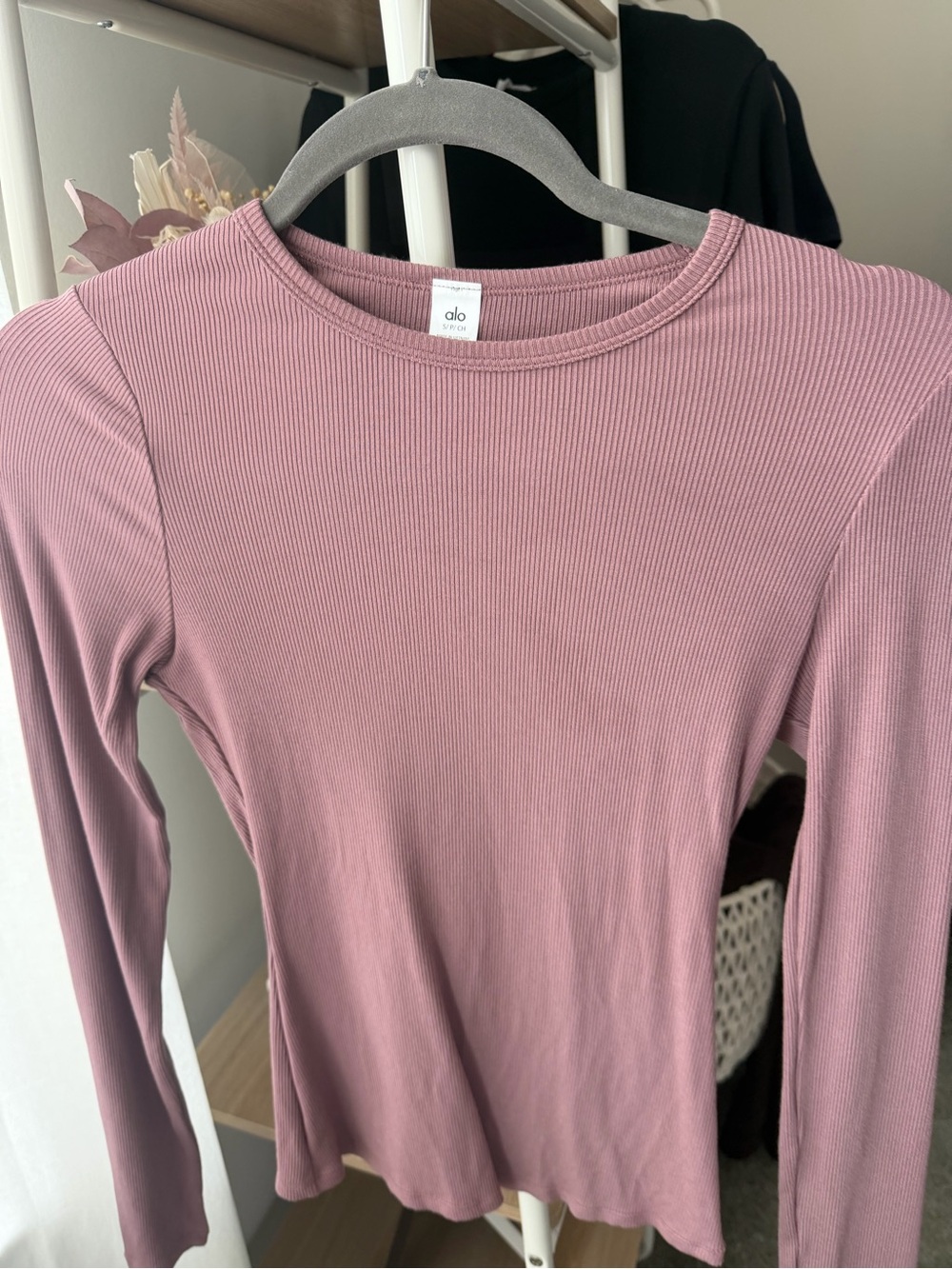 ALO Yoga Ribbed Long Sleeve Top